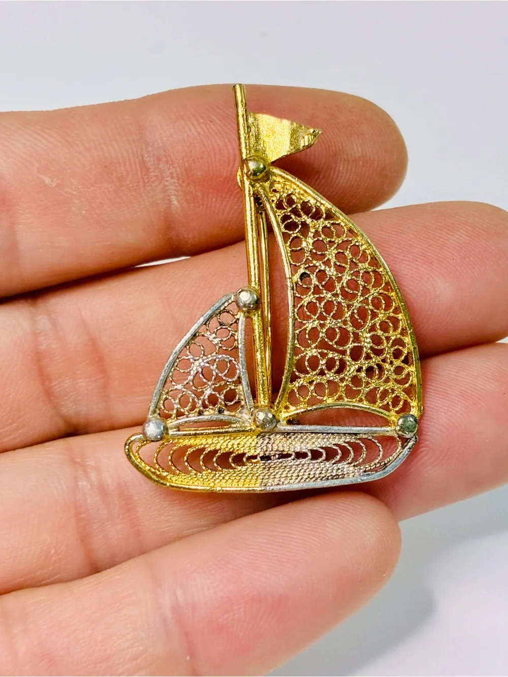 925 Gold Filled Stamped Filigree Sailboat Brooch - Gold and Silver
